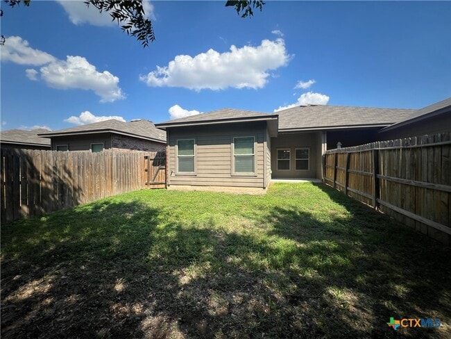 Building Photo - 1211 FM-306 E