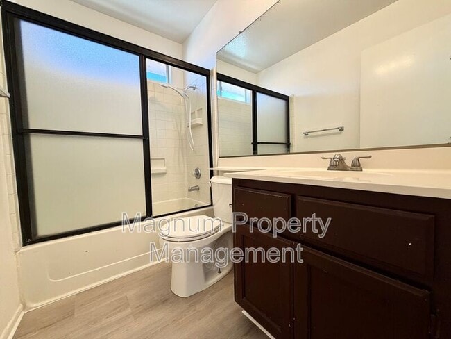 Building Photo - 25343 Ceremony Ave