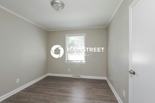 Building Photo - 3615 Barringer Dr