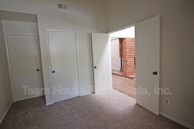 Building Photo - 25433 Plaza Escovar