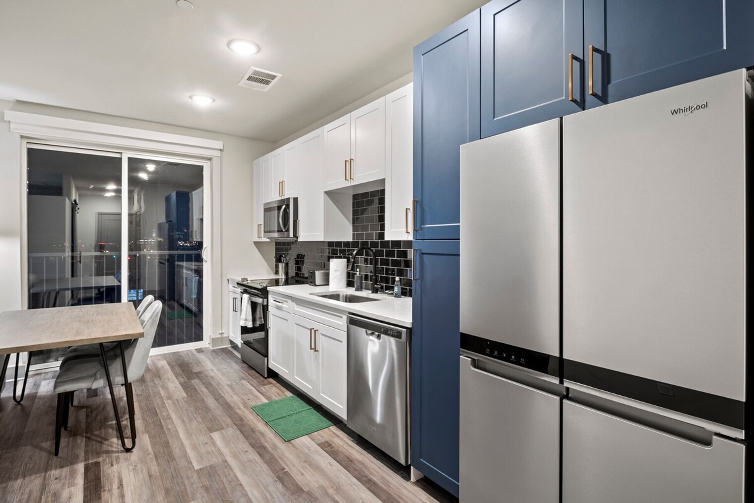 Building Photo - 2026 Clifton Ave