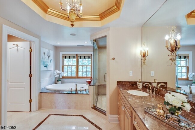 Building Photo - 236 Long Hill Dr