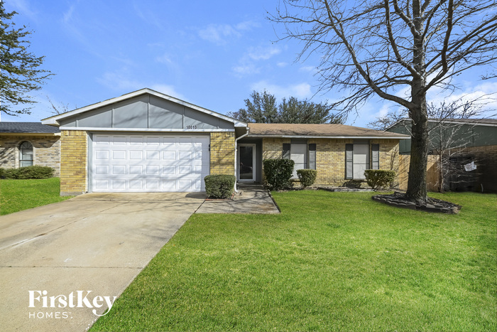 Primary Photo - 10010 Ironwood Ln
