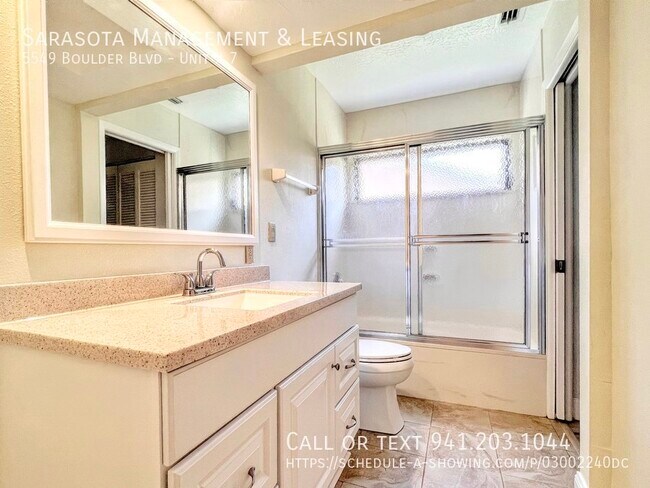 Building Photo - 5549 Boulder Blvd