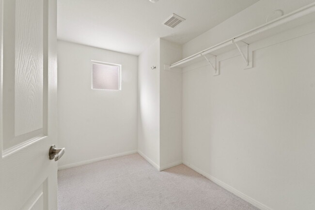 Building Photo - 2400 5th Ave