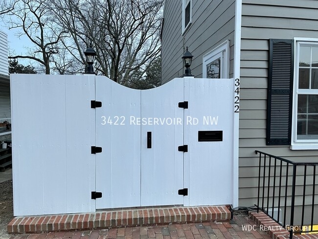 Building Photo - 3422 Reservoir Rd NW