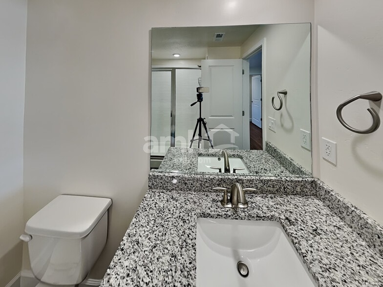 Building Photo - 4393 N Morgan Way