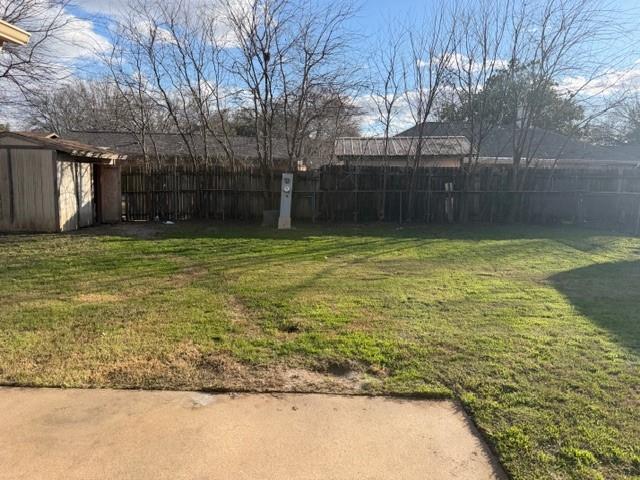 Building Photo - 410 Lorine St