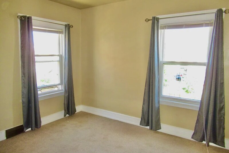 Building Photo - 818 Amherst St