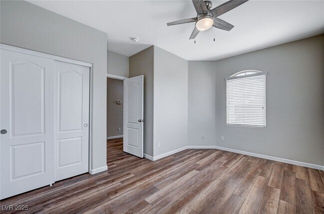 Building Photo - 684 Sumatra Pl