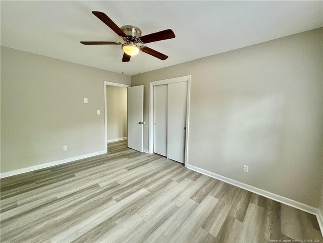 Building Photo - 7566 Carrollburg Dr