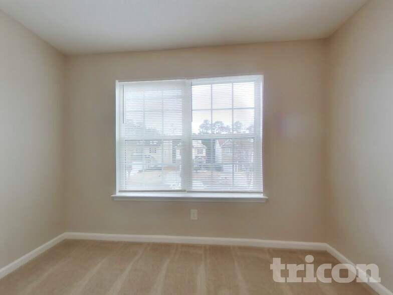 Building Photo - 455 Thistle Cove