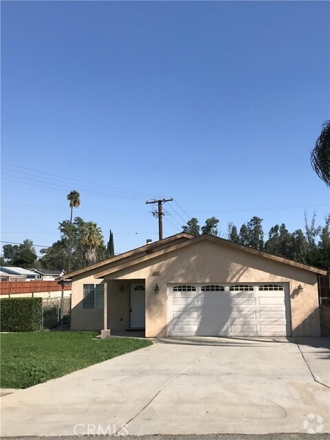 Building Photo - 4436 Lugo Ave