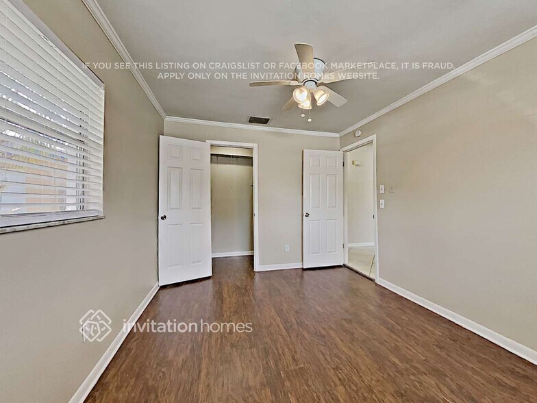 Building Photo - 1711 Ironwood Ct E