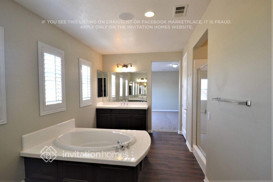 Building Photo - 30262 Trois Valley St