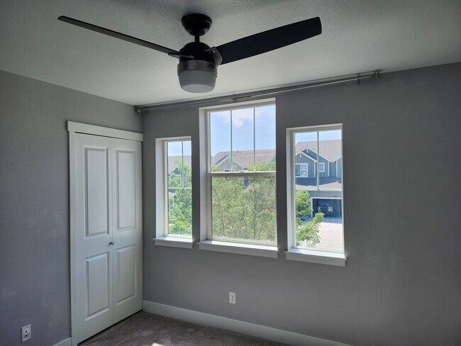 Building Photo - 2778 Tallgrass Ln