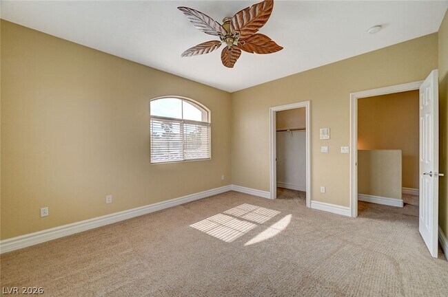Building Photo - 9462 Castillana Ct