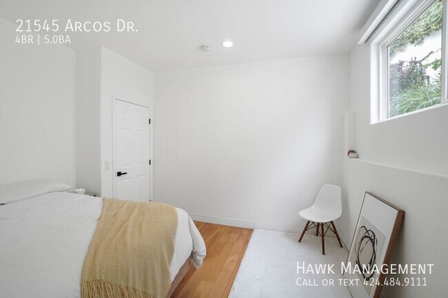 Building Photo - 21545 Arcos Dr