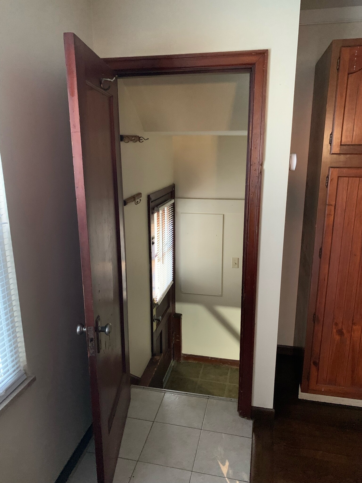 Side Entrance - 83 S Powell Ave