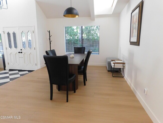 Building Photo - 30024 Quail Run Dr