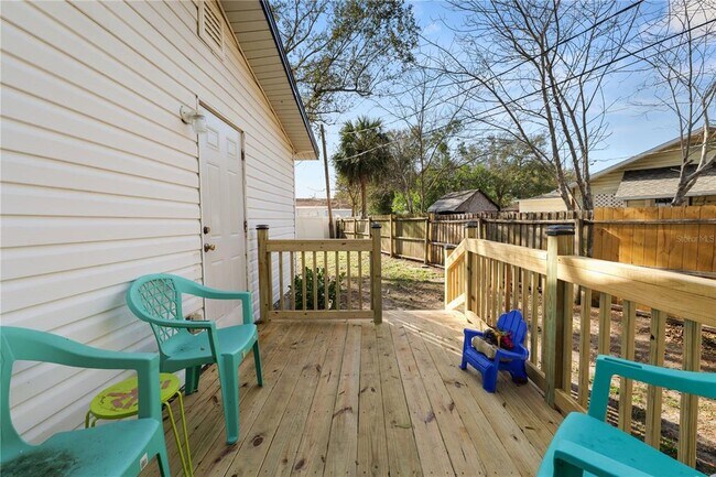 Building Photo - 1250 Mitchell St