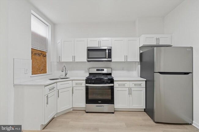 Building Photo - 1626 N 17th St