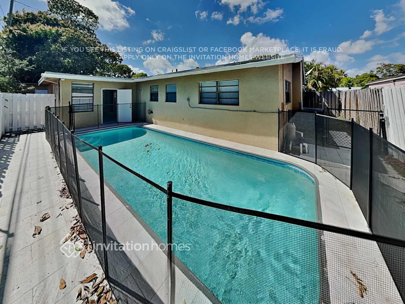 Building Photo - 3660 SW 2nd St