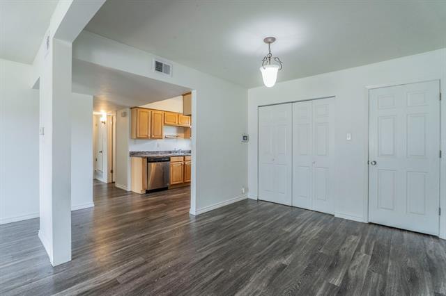 Building Photo - 1131 Pebblebrook Dr