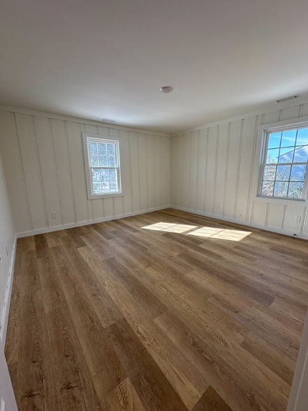 Building Photo - 113 Eastland Ave