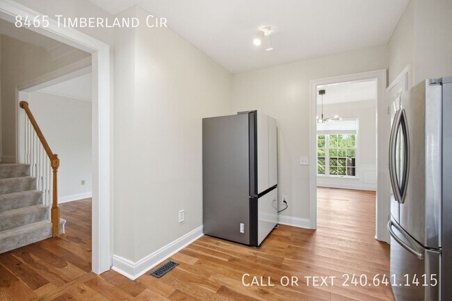 Building Photo - 8465 Timberland Cir