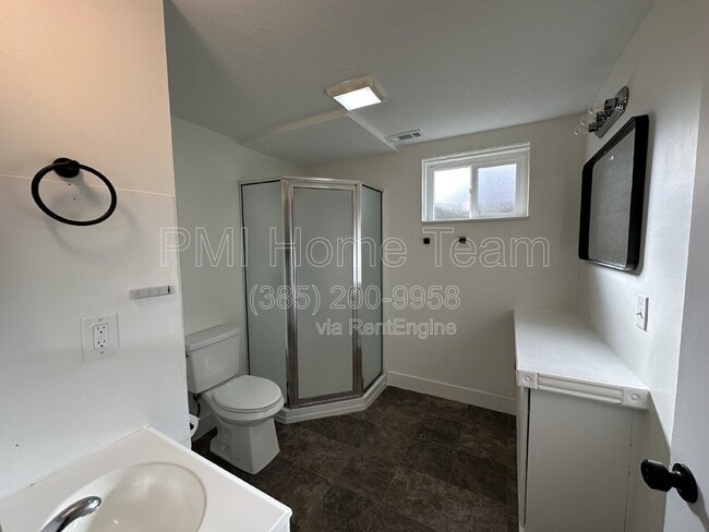 Building Photo - 765 Grant Ave