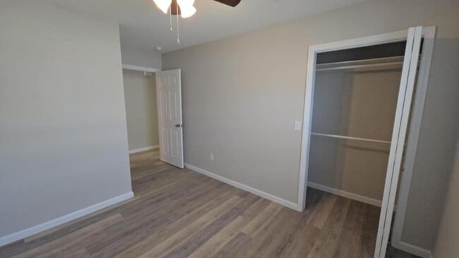 Building Photo - 1019 N Quincy Ave