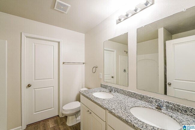 Building Photo - 130 Stevens Cv Dr