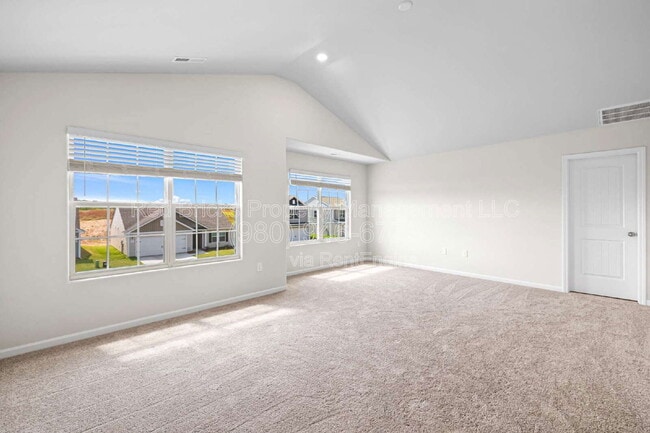 Building Photo - 1157 Nia Rd