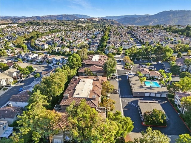 Building Photo - 22681 Oak Grove