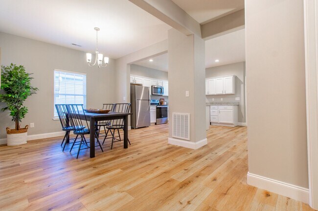 Building Photo - 3449 Frylee Ct