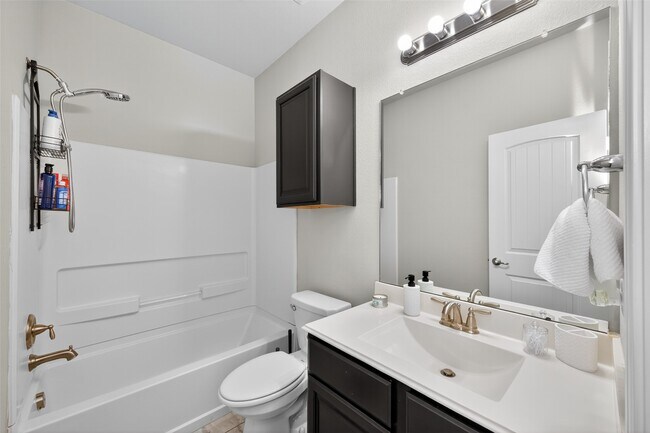 Building Photo - 12519 King Harry Dr