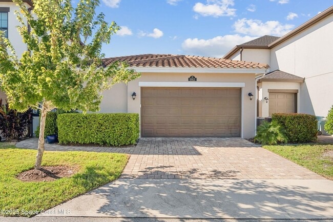 Building Photo - 6913 Vista Hermosa Dr