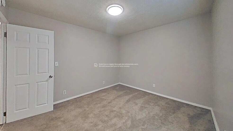 Building Photo - 5613 Norton Ave