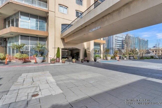 Building Photo - 1200 Gough St