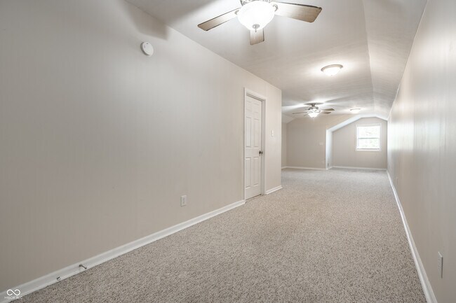 Building Photo - 8342 Stark Dr