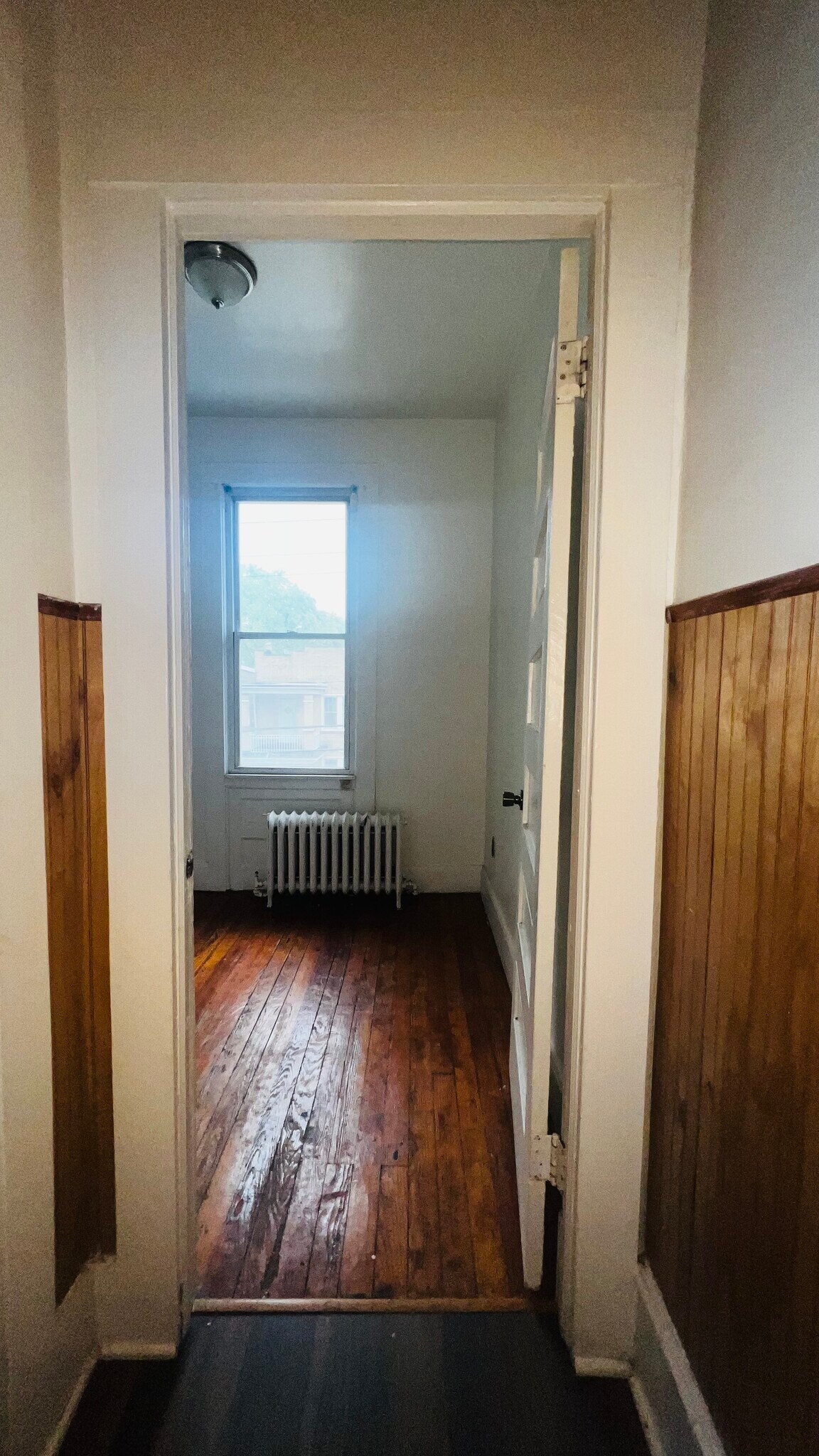 BEDROOM #4 - 187 Clerk St