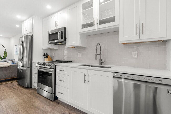Building Photo - 30 Hersey Dr