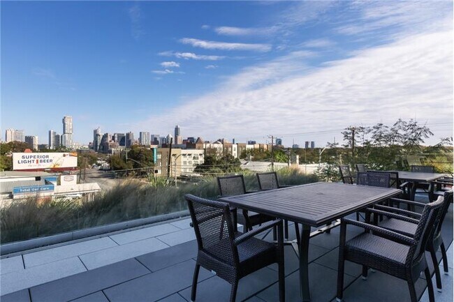 Building Photo - 1102 S Lamar Blvd