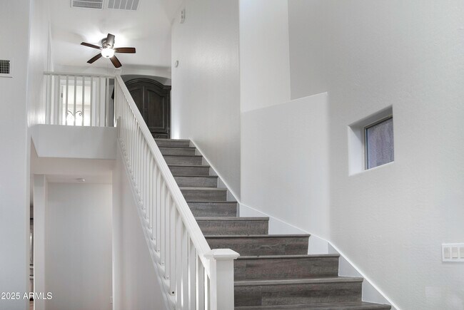 Building Photo - 42275 W Calle St