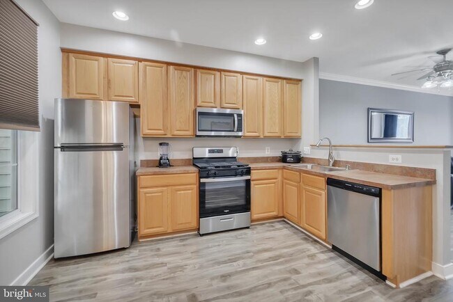 Building Photo - 6052 Ticket Way
