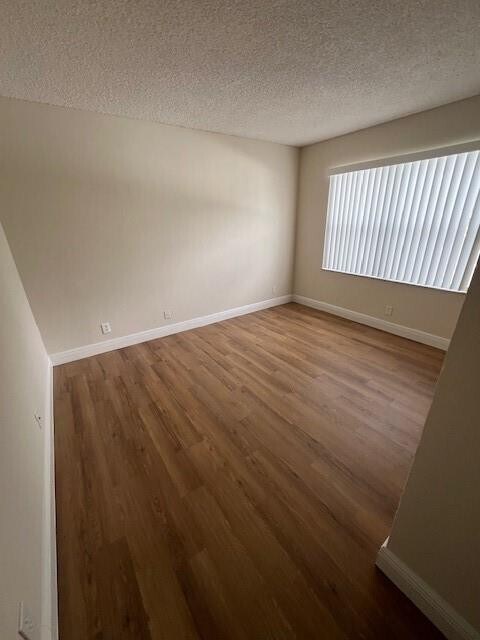 Building Photo - 7630 Westwood Dr