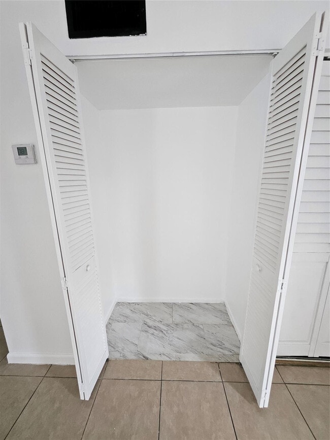 Building Photo - 2220 NW 59th Wy