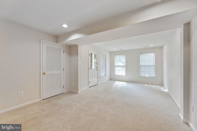 Building Photo - 1479 Fawn Hollow Ln