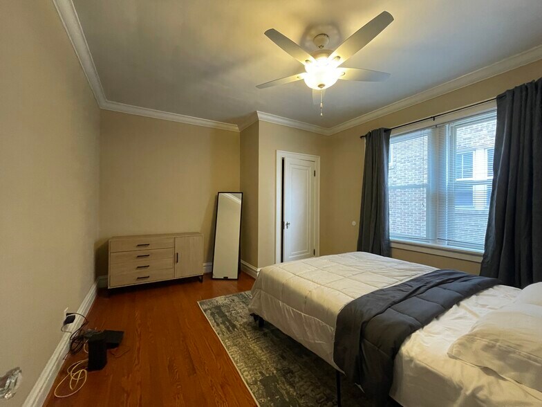 BR 1 - 7139 Amherst Ave